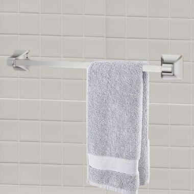 Click here to see Pfister BTB-FE1D Pfister Park Avenue 18