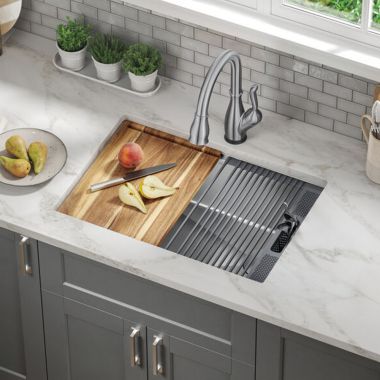 Click here to see Delta 95B932-27S-SS Delta Lorelai 27