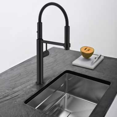 Click here to see Franke PES-360-MBK Franke Pescara Single Handle Semi-Pro Kitchen Sink Faucet, Lever Handle, 1.75 GPM, Magnetic Docking, ECO Cartridge, Matte Black - PES-360-MBK