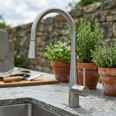 Click here to see Franke STL-PD-316 Franke Steel Outdoor Pull-Down Faucet, Single Handle, 360° Swivel, 316 Stainless Steel - STL-PD-316