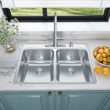 Click here to see Franke FCDLA3322-8-4CBN Franke Creemore 33