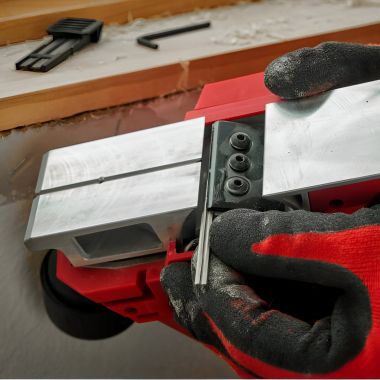 Click here to see Milwaukee 48-38-2005 Milwaukee 2-Pack 2