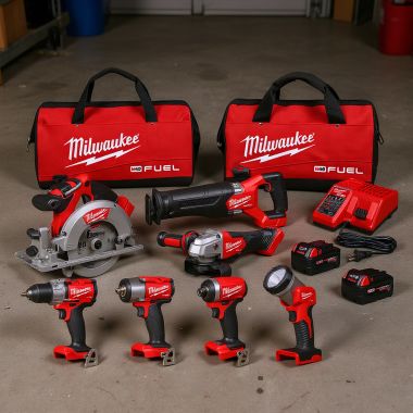 Click here to see Milwaukee 3697-27 Milwaukee M18 FUEL 7-Tool Combo Kit - 3697-27