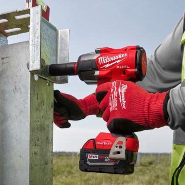 Click here to see Milwaukee 3062P-20 Milwaukee M18 FUEL 1/2