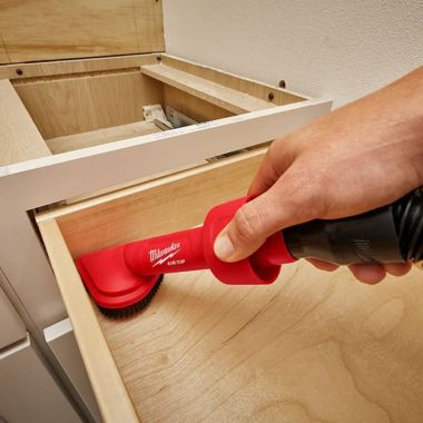 Click here to see Milwaukee 49-90-2021 Milwaukee AIR-TIP Rotating Corner Brush Tool for Wet/Dry Vacuums - 49-90-2021