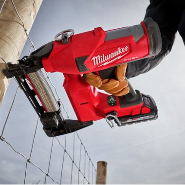 Click here to see Milwaukee 2843-20 Milwaukee M18 FUEL Utility Fencing Stapler - 2843-20