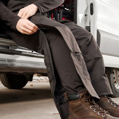 Click here to see Milwaukee 441B-L Milwaukee WORKSKIN Large Black Baselayer Pants with Brushed Fleece Interior, Moisture-Wicking, 4-Way Stretch - 441B-L