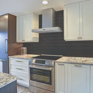 Click here to see Broan EW4336SS Broan-NuTone Elite 36-Inch Convertible T-Style Wall Mount Chimney Range Hood, 460 CFM, Stainless Steel - EW4336SS 