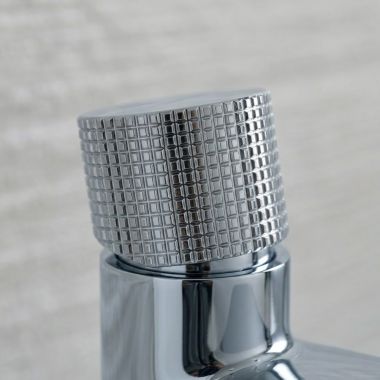 Click here to see Delta RP102207PCPR Delta Galeon Knurled Knob Handle, Lumicoat, Chrome - RP102207PCPR