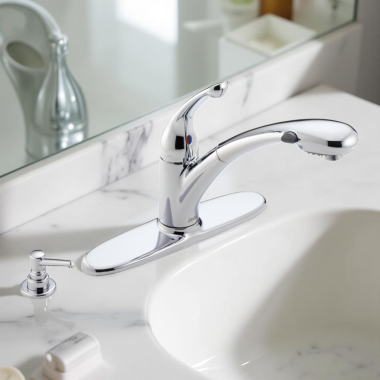 Click here to see Delta 470-PROMO-DST Delta Signature Single Handle Pull-Out Kitchen Faucet With Soap Holder, Chrome - 470-PROMO-DST