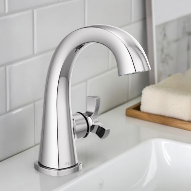 Click here to see Delta 5776-PR-MPU-DST Delta Stryke Single Handle Deck Mounted Bathroom Faucet With Drain, Helo Spoke, 1.2 GPM, Lumicoat Chrome - 5776-PR-MPU-DST