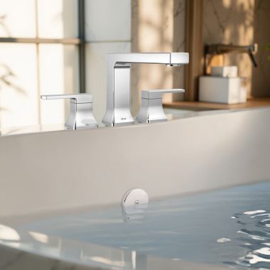 Click here to see Delta T2737 Delta Velum Roman Tub Trim, Two Lever Handles, ADA-Compliant, Chrome - T2737