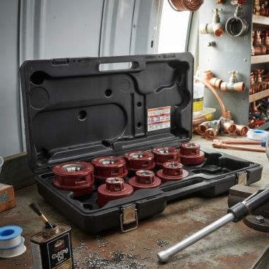 Click here to see Ridgid 21218 RIDGID Plastic Carrying Case for 11R/12R Threader - 21218 