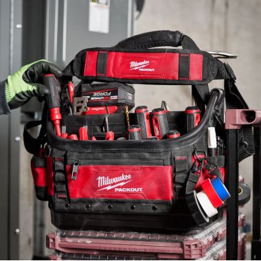 Click here to see Milwaukee 48-22-8317 Milwaukee PACKOUT 15