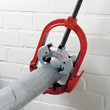 Click here to see Ridgid 73162 RIDGID Model 424-S Hinged Steel Pipe Cutter, 2