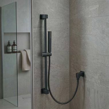Click here to see Moen S3880EPBL Moen Eco-Performance Single-Function Slide Bar Hand Shower, Full Spray, 1.75 GPM, Matte Black - S3880EPBL