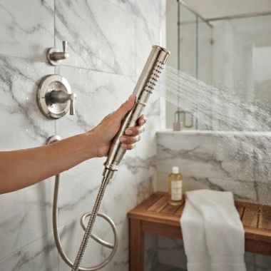 Click here to see Moen 195957NL Moen Single-Function Hand Shower for 9025 Freestanding Tub Filler, Circle, Eco-Performance, 1.75 GPM, WaterSense, Polished Nickel - 195957NL