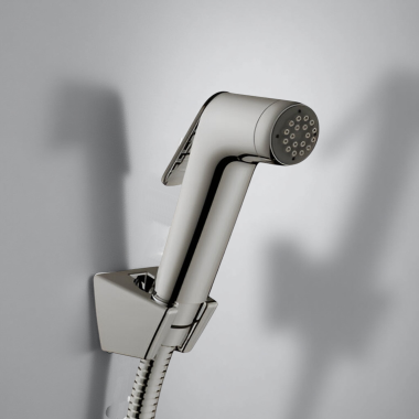 Click here to see Delta 22901-I-KS Delta Modern Contemporary Bidet Spray, Black Stainless - 22901-I-KS