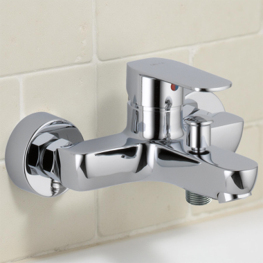 Click here to see Delta 23050-VO Delta Elemetro On-Wall Tub/Shower Valve, Chrome - 23050-VO