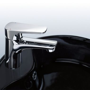 Click here to see Delta 44025-SQ-LPU Delta Ixa Jive Single-Handle Bathroom Faucet, Less pop-Up, 4.2 GPM, Chrome - 44025-SQ-LPU
