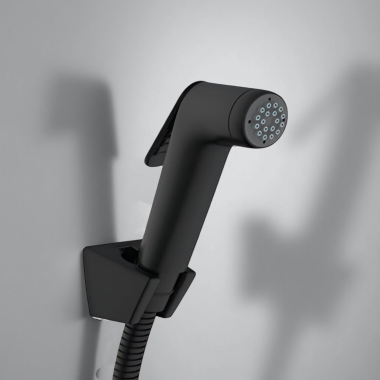 Click here to see Delta 22901-I-BL Delta Modern Contemporary Bidet Spray, Matte Black - 22901-I-BL