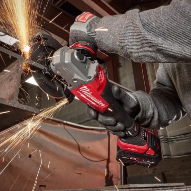 Click here to see Milwaukee 3672-22 MILWAUKEE 3672-22 M18 FUEL 4-1/2