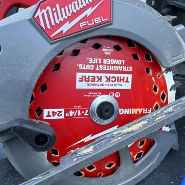 Click here to see Milwaukee 48-41-0740 Milwaukee 7-1/4