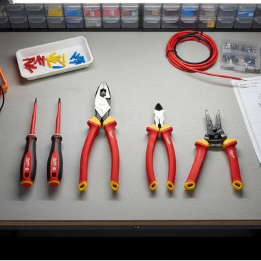 Click here to see Milwaukee 48-22-2215 Milwaukee Insulated Hand Tool Set with (2) Slim Tip Screwdriver, 9