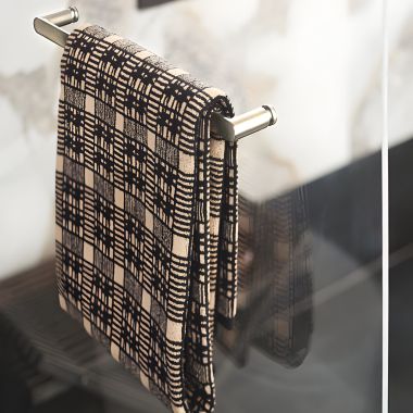 Click here to see Moen BP0118NL Moen Contemporary 18