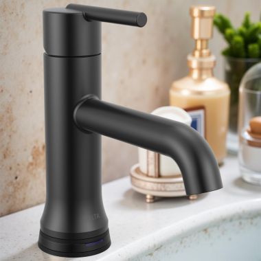 Click here to see Delta 55T9LF-BLMPU Delta Trinsic Touchless One Handle Lavatory Faucet with Metal Pop-Up, 1.2 GPM, Lever Handle, ADA, Matte Black - 559TLF-BLMPU