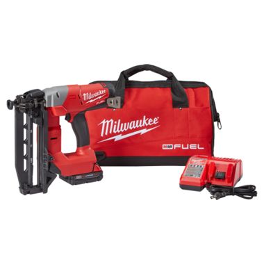 Click here to see Milwaukee 2741-21CT Milwaukee 2741-21CT M18 FUEL 16ga Straight Finish Nailer Kit