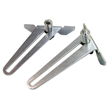 Click here to see Makita 192628-9 Makita Crown Molding Stopper Set for Miter Saws - 192628-9