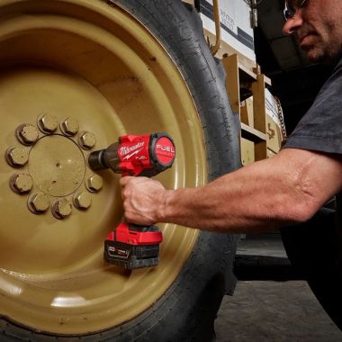 Click here to see Milwaukee 2967-22GG Milwaukee M18 FUEL 1/2